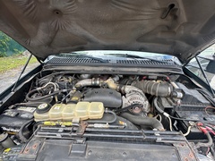 2003 FORD F550 XL Super Duty - Image 34