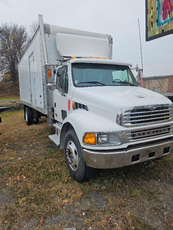 2003 STERLING Acterra 24' Box Truck
