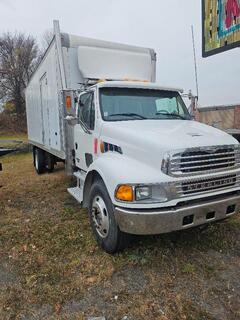 2003 STERLING Acterra 24' Box Truck - Image 1