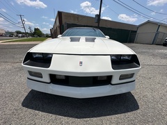 1985 CHEVROLET Camaro IROC Z28 - Image 3