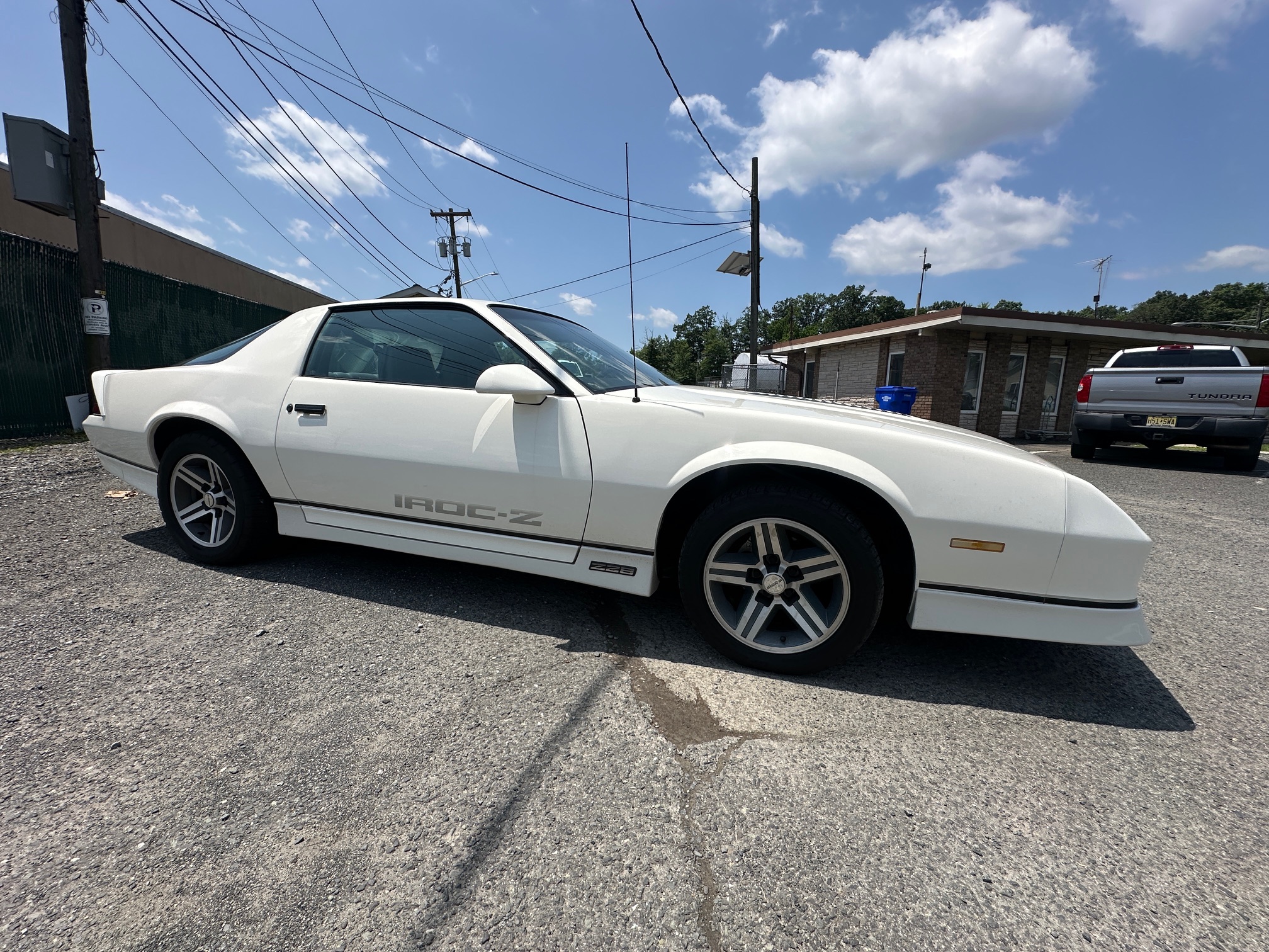 1985 CHEVROLET Camaro IROC Z28 - Image 5