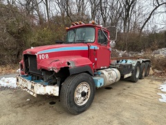 1992 MACK RD688S - Image 1