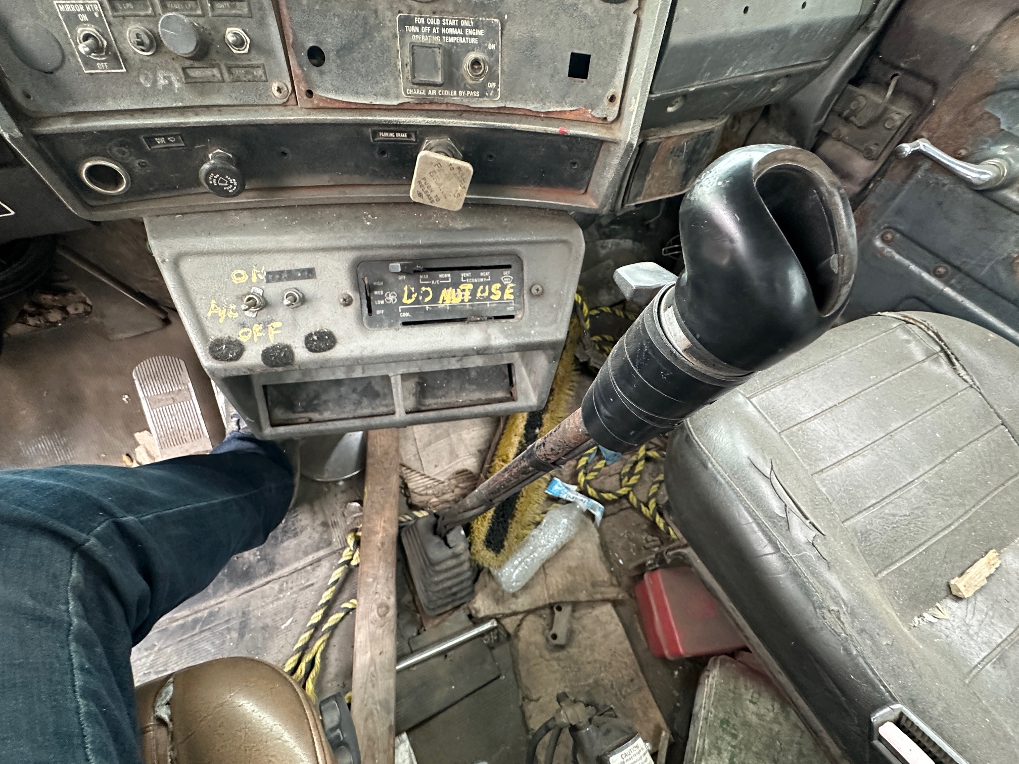 1992 MACK RD688S - Image 9