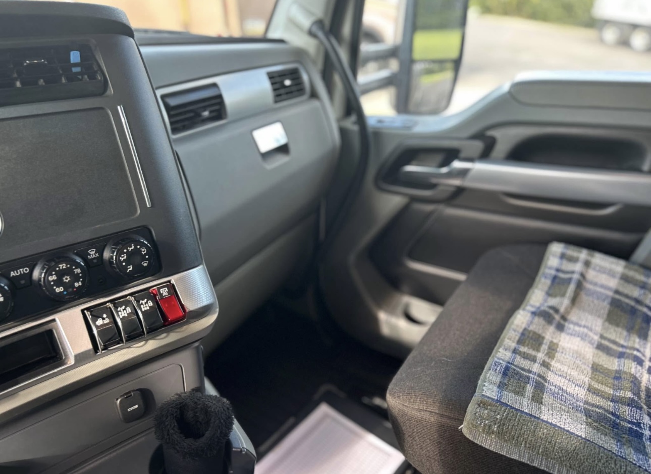 2021 KENWORTH T880 - view 15 of 15