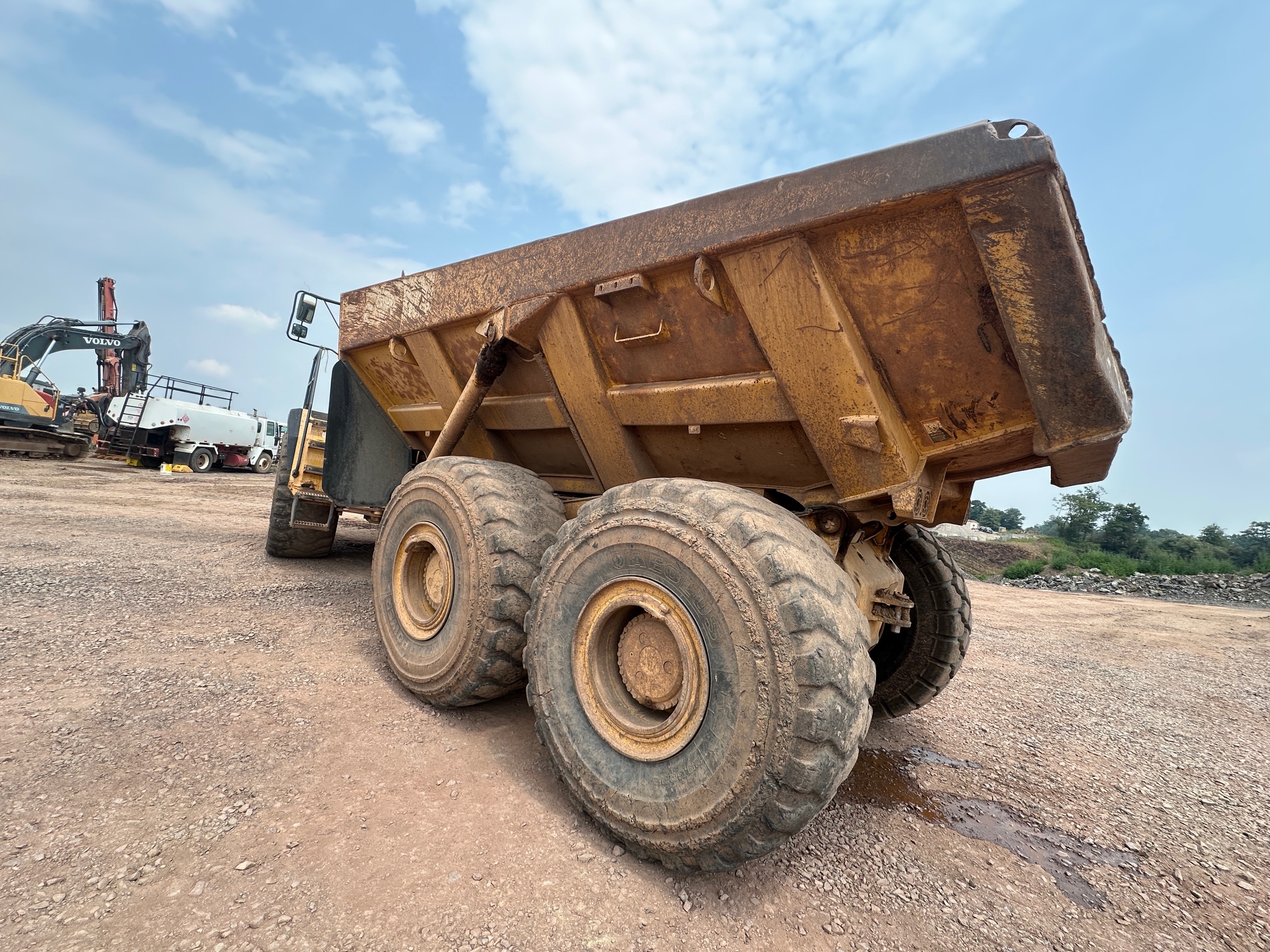 2003 DEERE 400D - Image 13