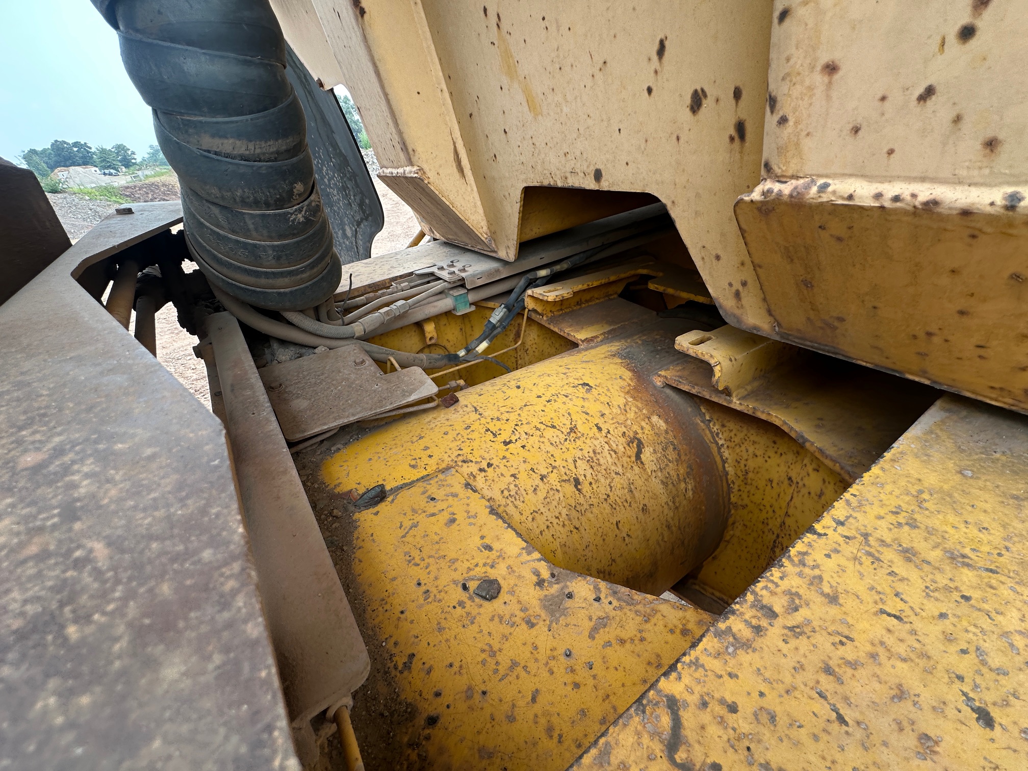 2003 DEERE 400D - Image 18