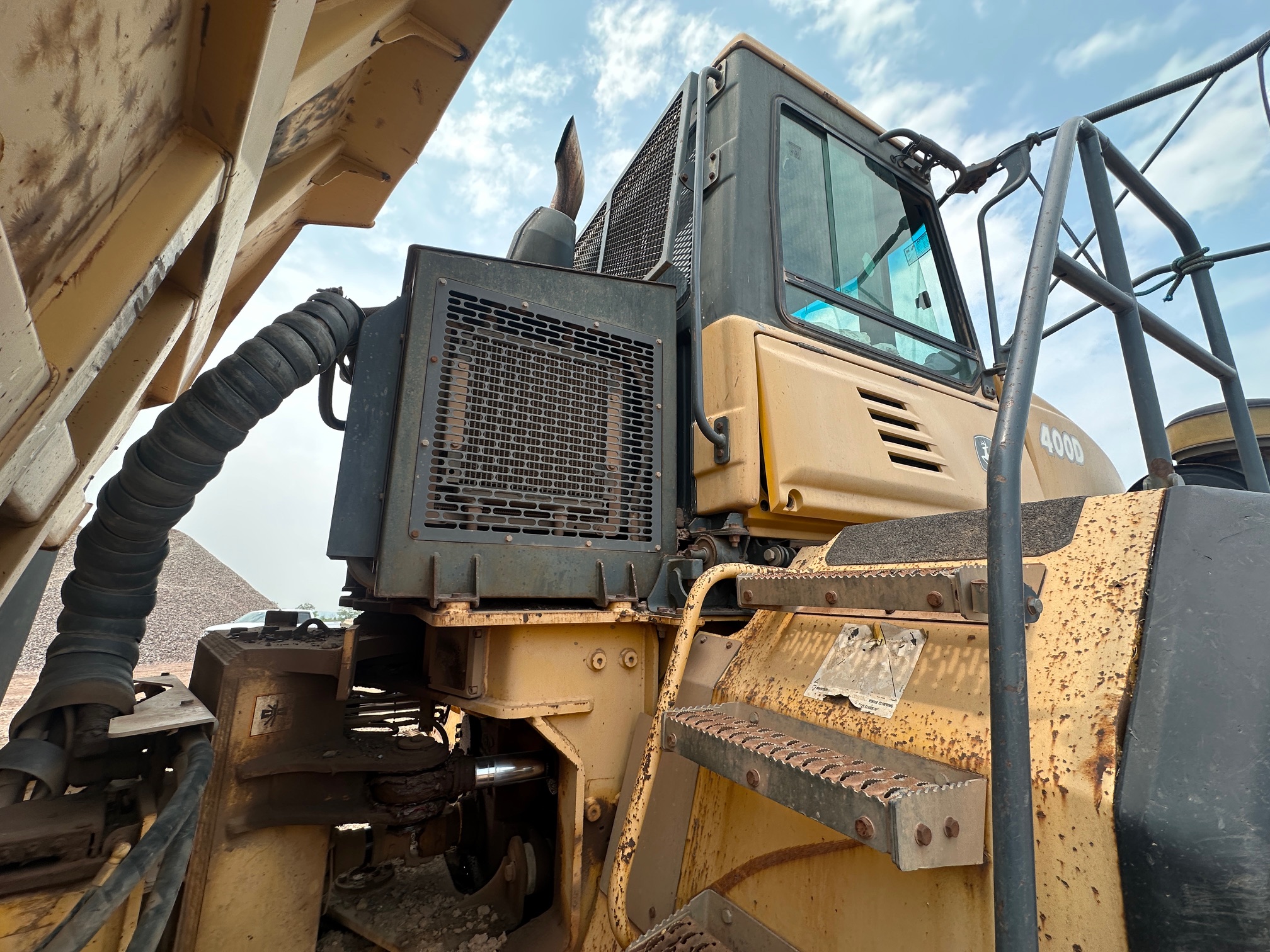 2003 DEERE 400D - Image 22