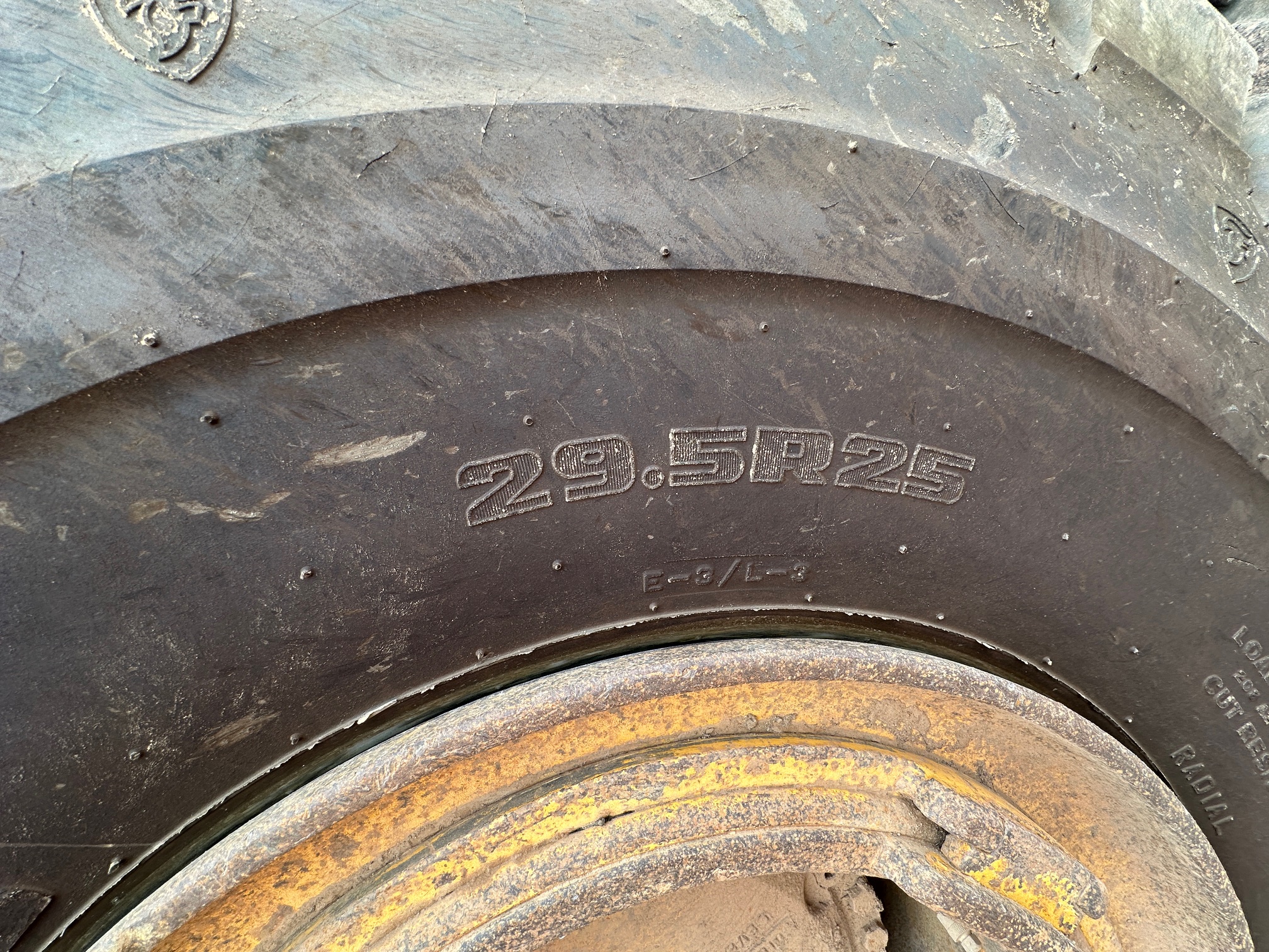 2003 DEERE 400D - Image 24