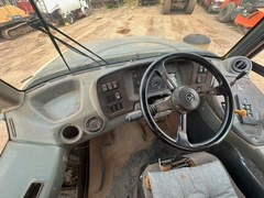 2003 DEERE 400D - Image 32