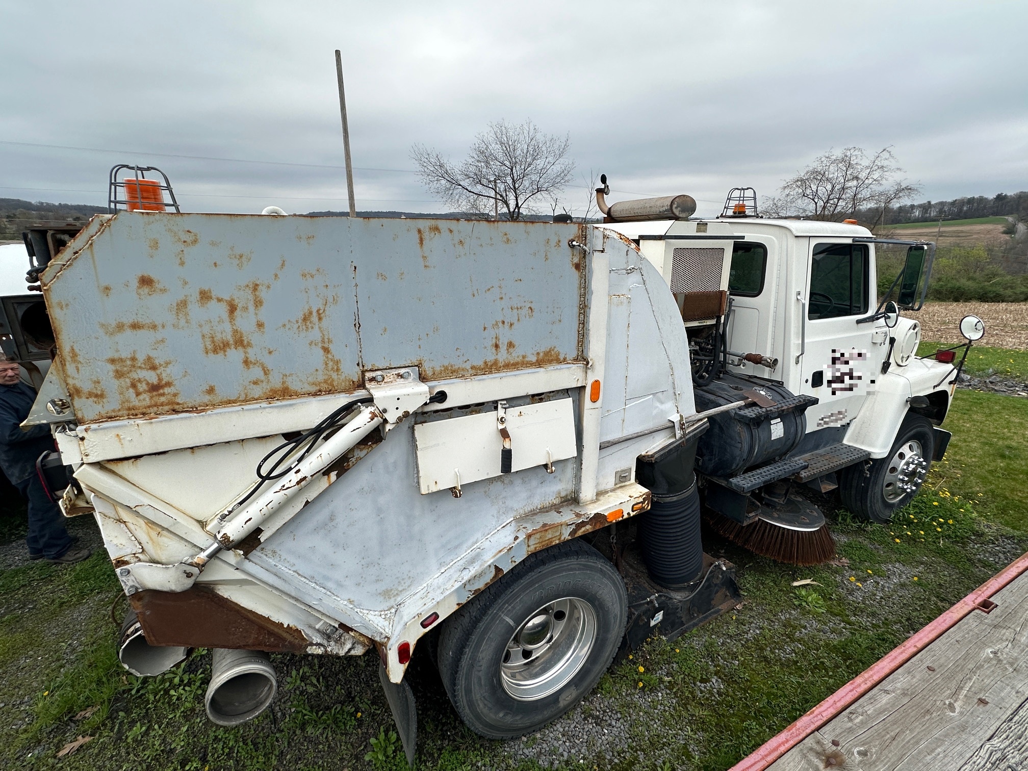1997 FORD L900 - Image 7