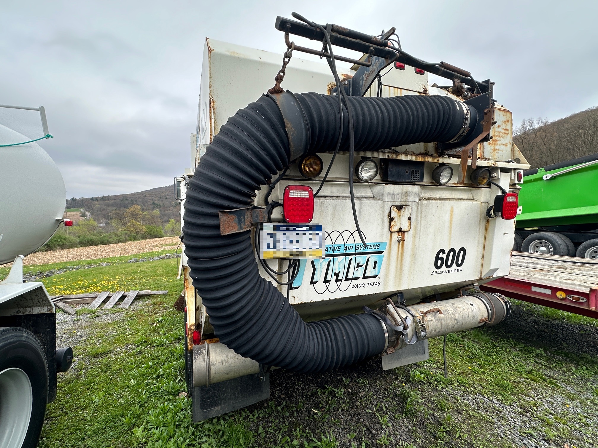 1997 FORD L900 - view 10 of 44