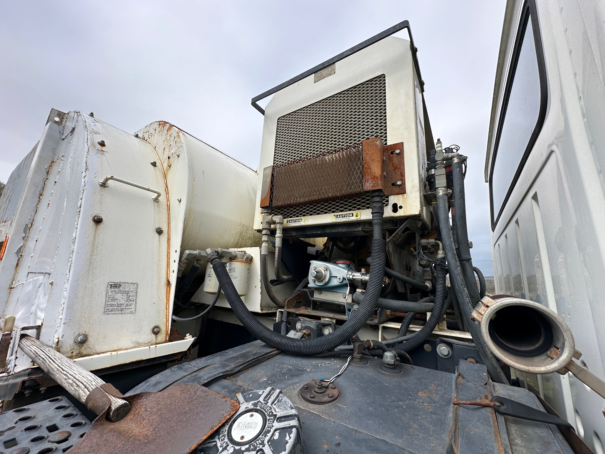 1997 FORD L900 - Image 32