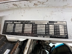 2004 STERLING LT8500 Mixer - Image 25