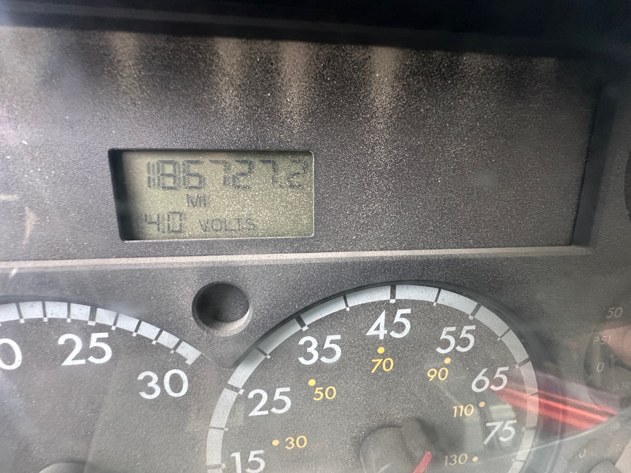 2004 STERLING LT8500 Mixer - Image 28