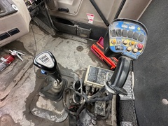 2004 STERLING LT8500 Mixer - Image 30