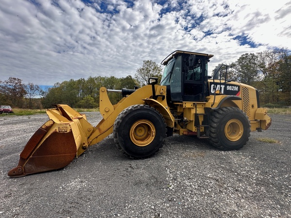 2015 CATERPILLAR 962M