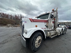 2000 FREIGHTLINER Classic FLD120 - Image 4
