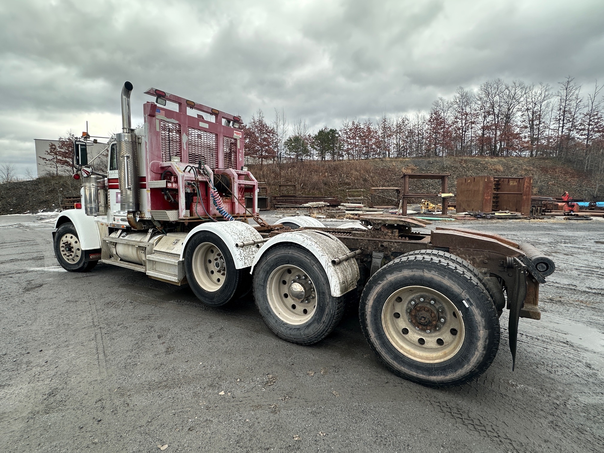 2000 FREIGHTLINER Classic FLD120 - view 12 of 50