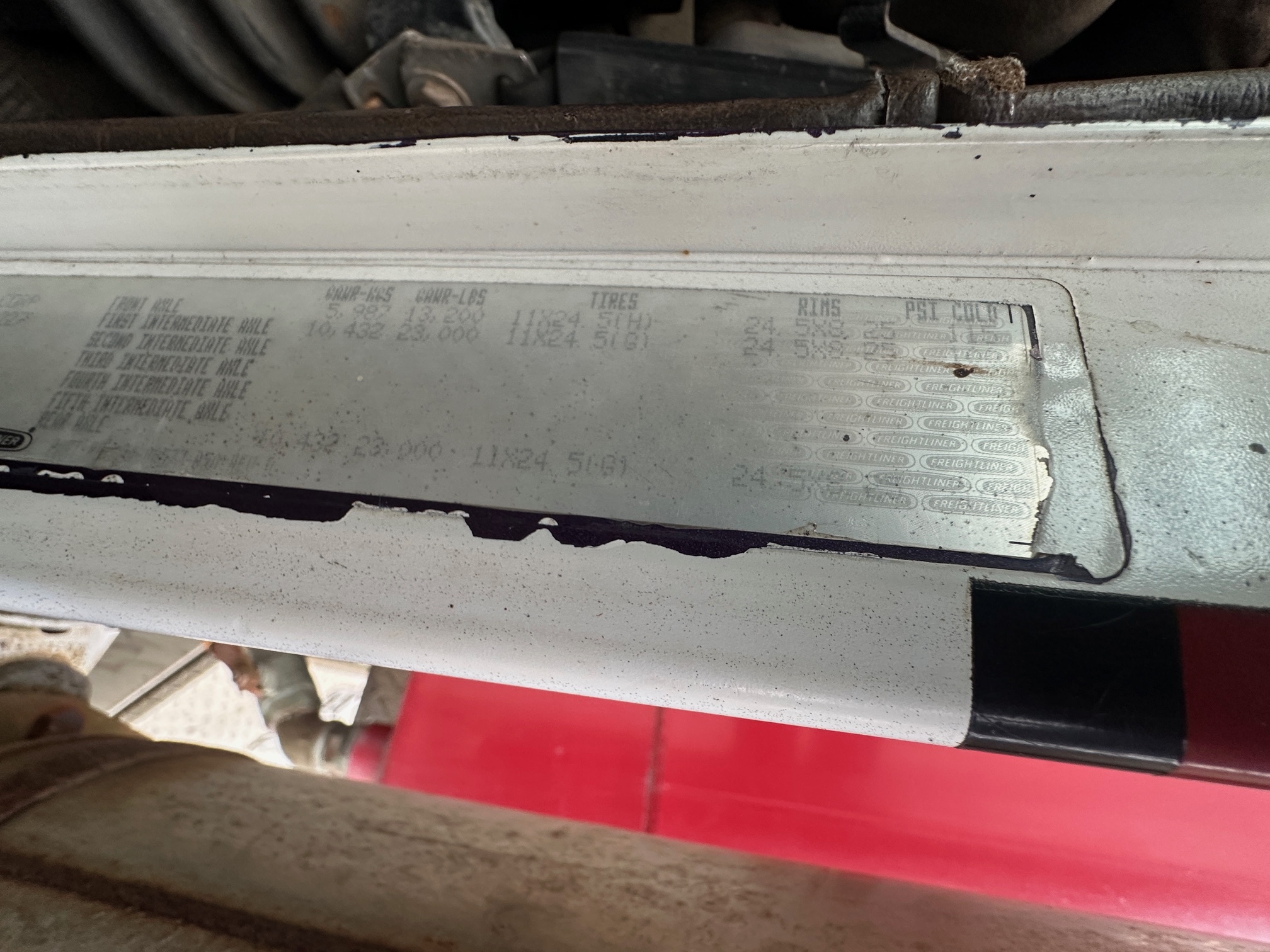 2000 FREIGHTLINER Classic FLD120 - Image 14