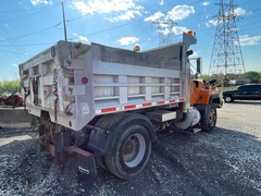 2001 MACK RD690 #1 - Image 1