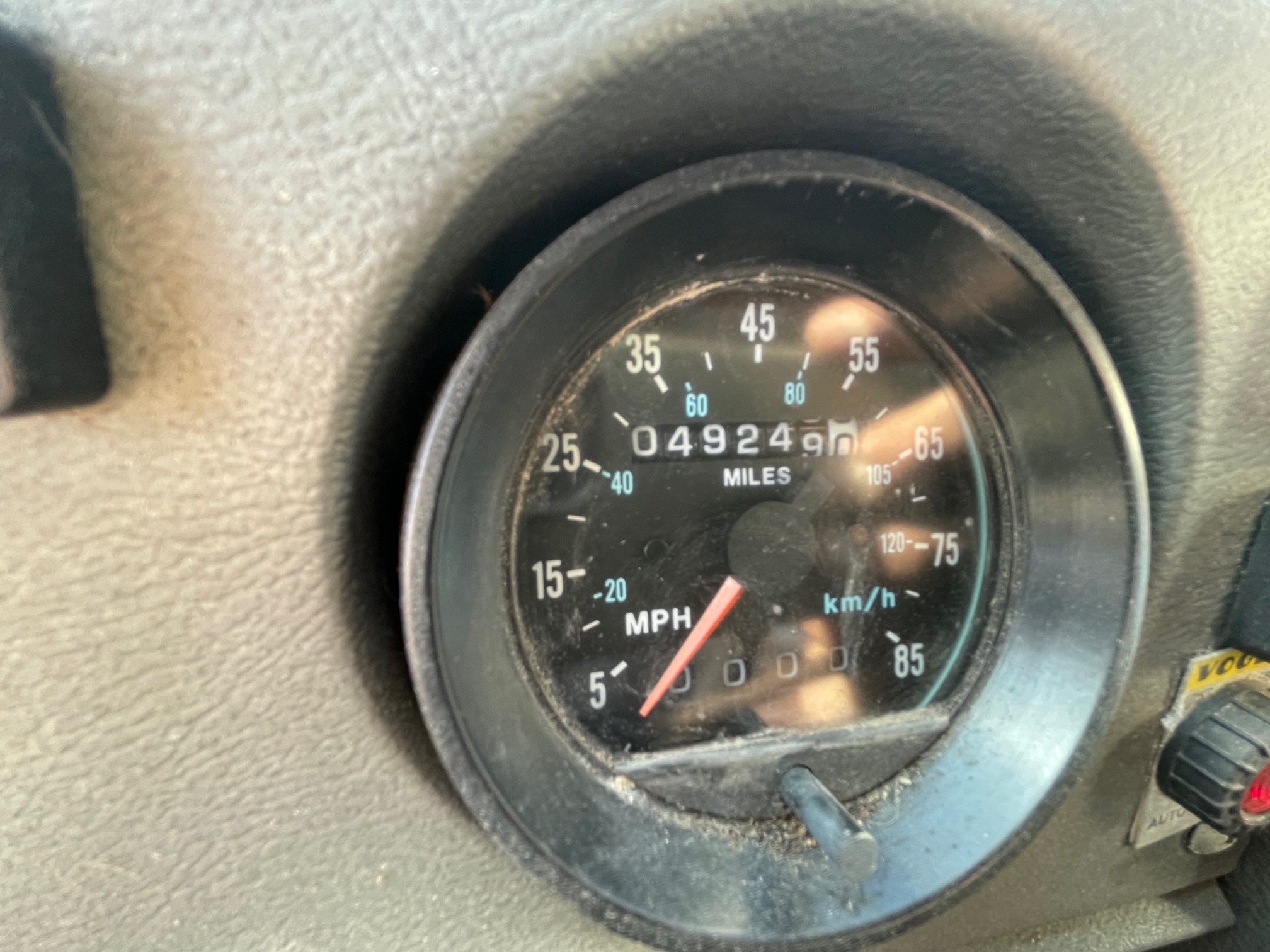 2001 MACK RD690 #1 - view 9 of 49