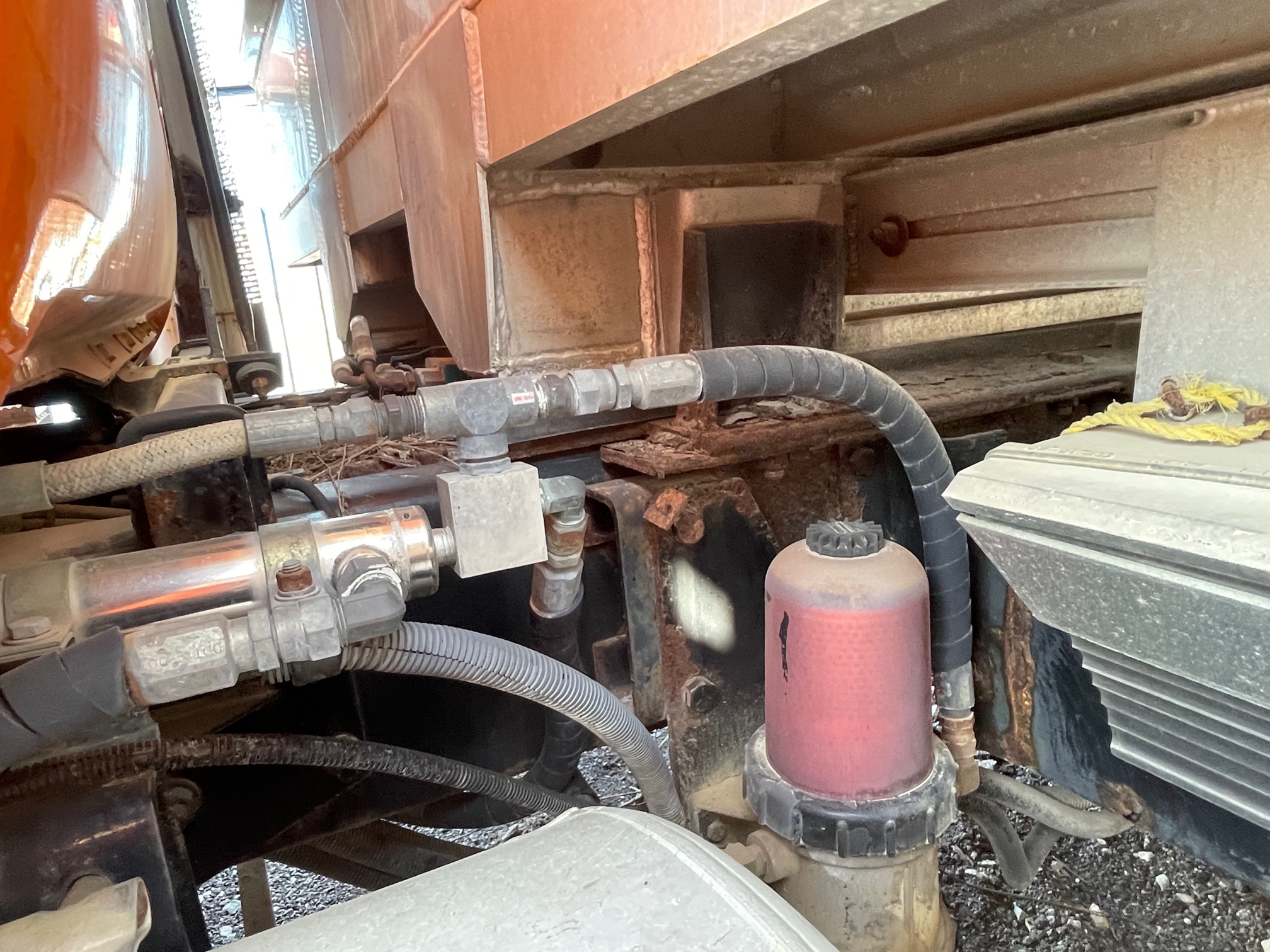 2001 MACK RD690 #1 - view 19 of 49