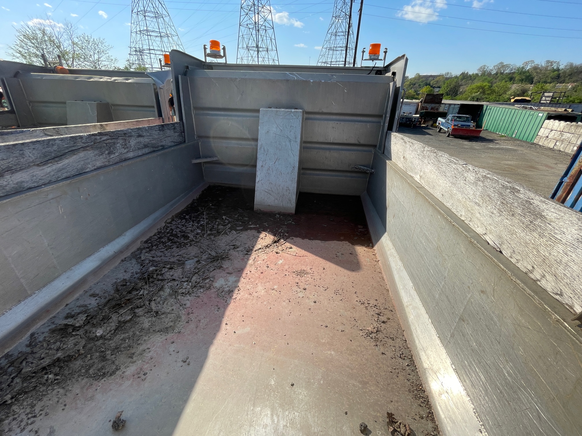 2001 MACK RD690 #1 - Image 26