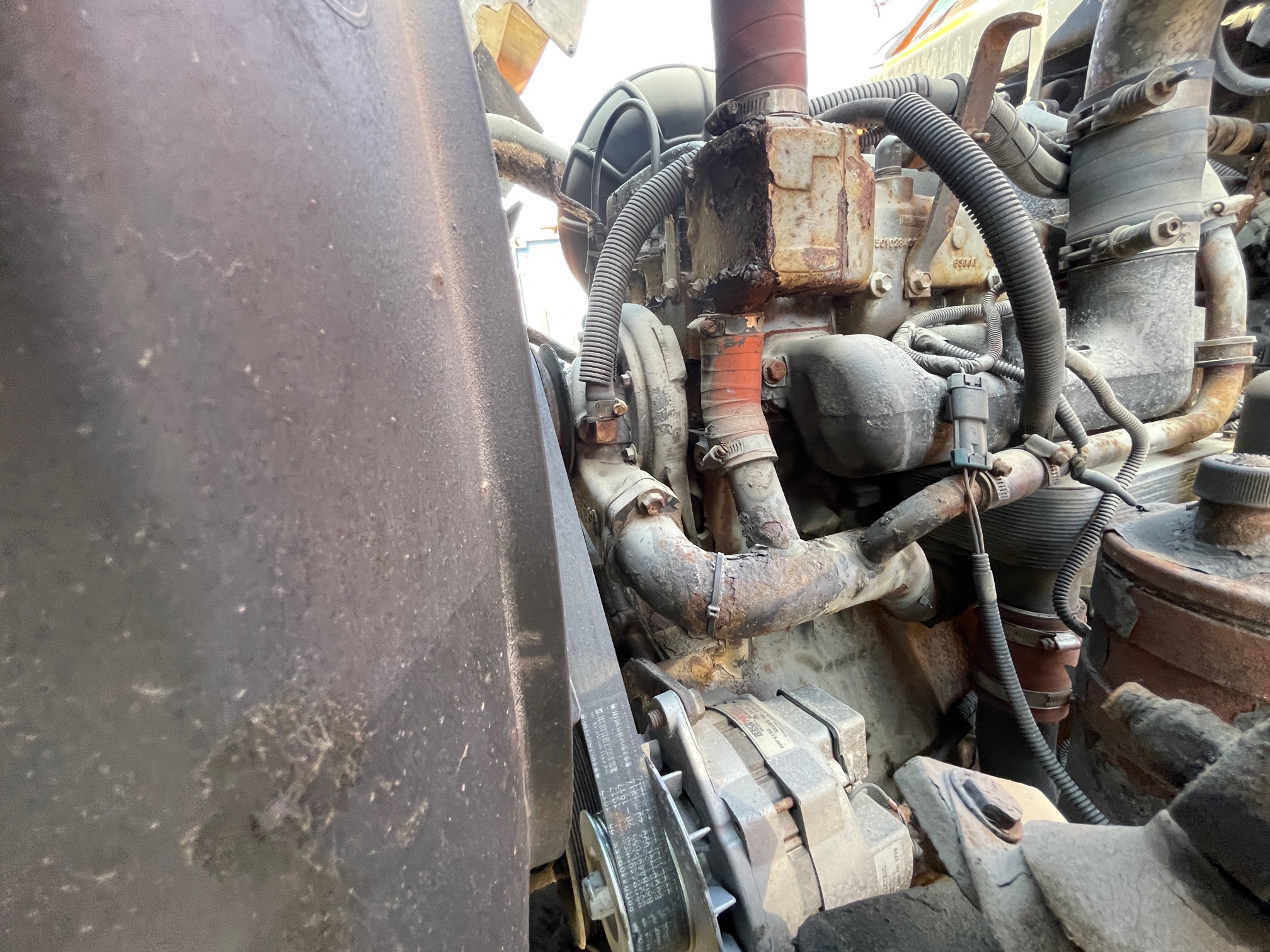 2001 MACK RD690 #1 - Image 32