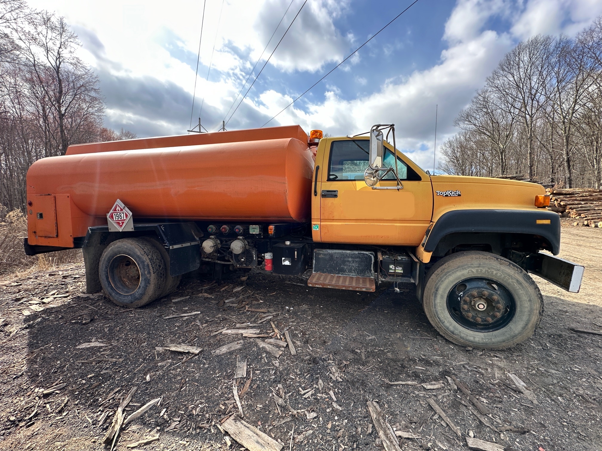 1995 GMC C7500 Fuel Tanker