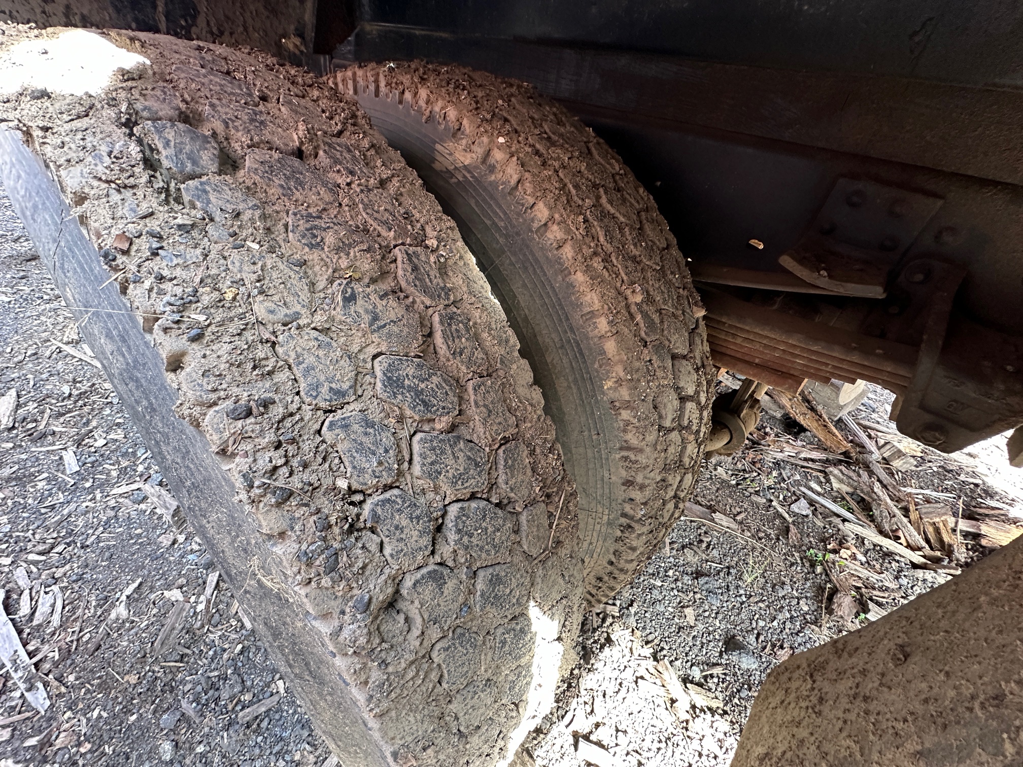 1995 GMC C7500 Fuel Tanker - view 16 of 39