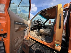 1995 GMC C7500 Fuel Tanker - Image 22