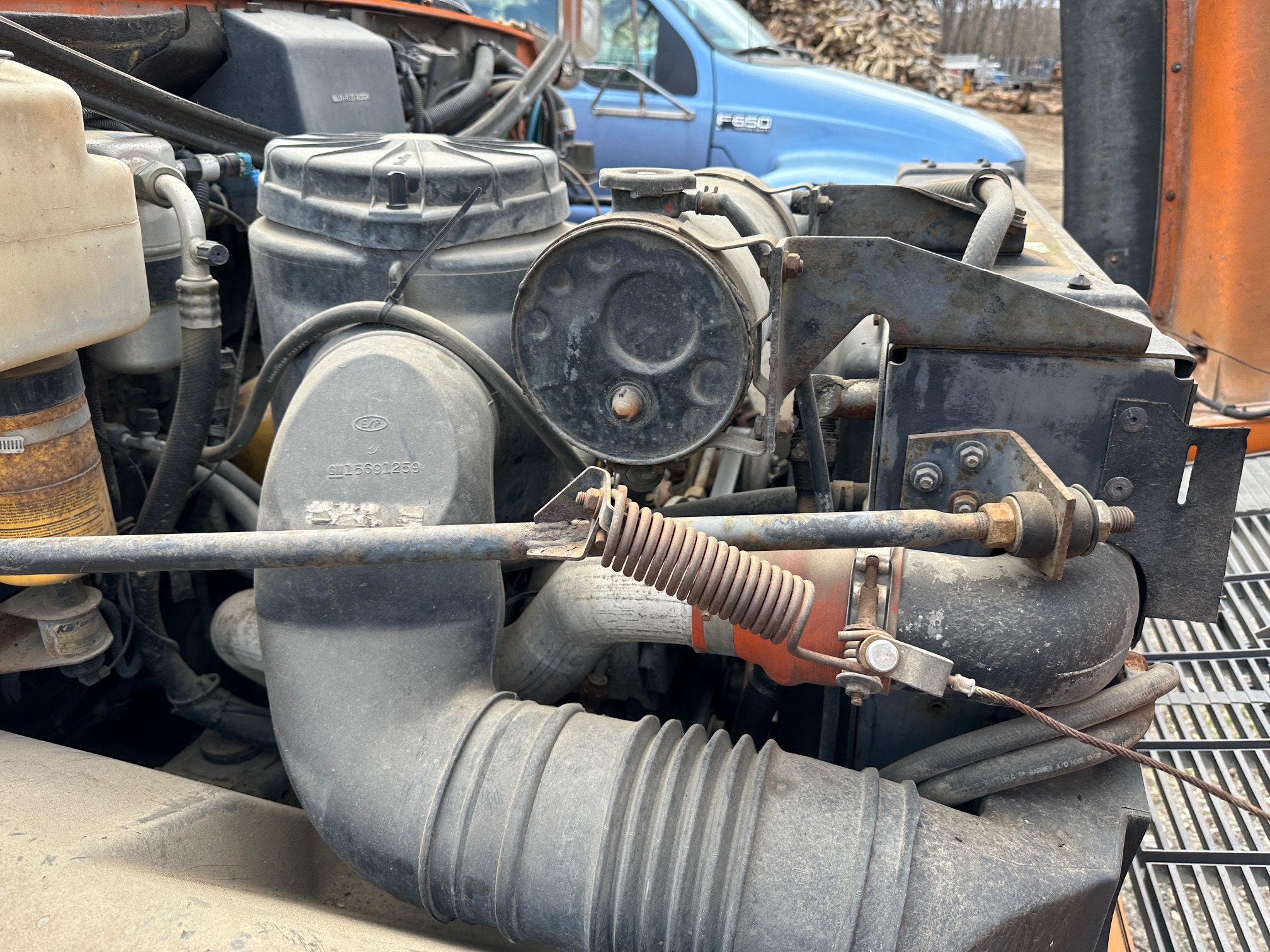 1995 GMC C7500 Fuel Tanker - Image 31