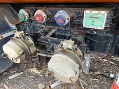 1995 GMC C7500 Fuel Tanker - Image 34