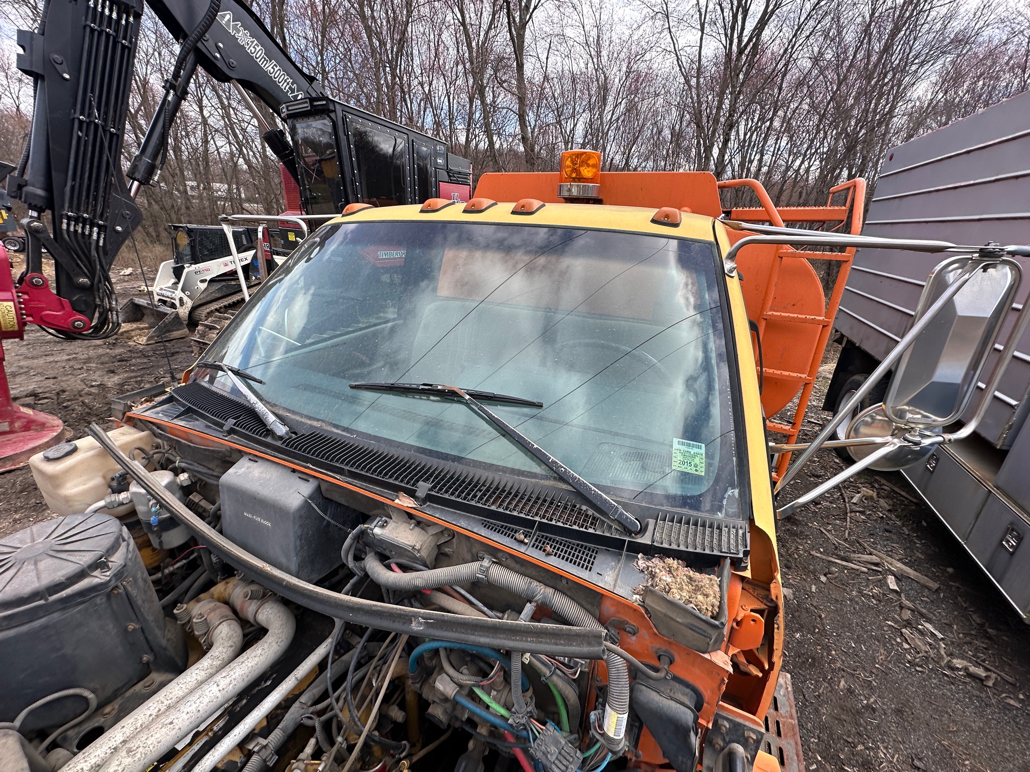 1995 GMC C7500 Fuel Tanker - Image 39