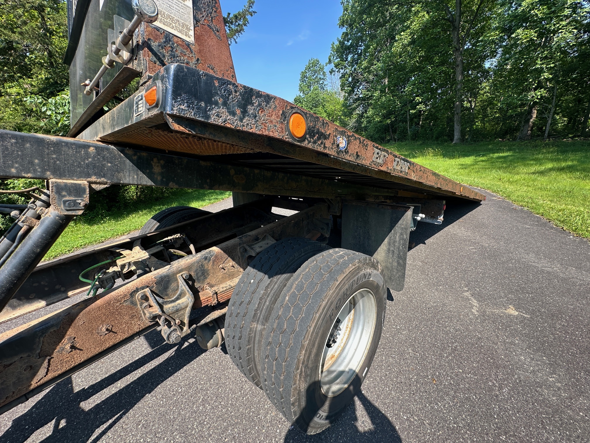 2009 FORD F750 Rollback - Image 30