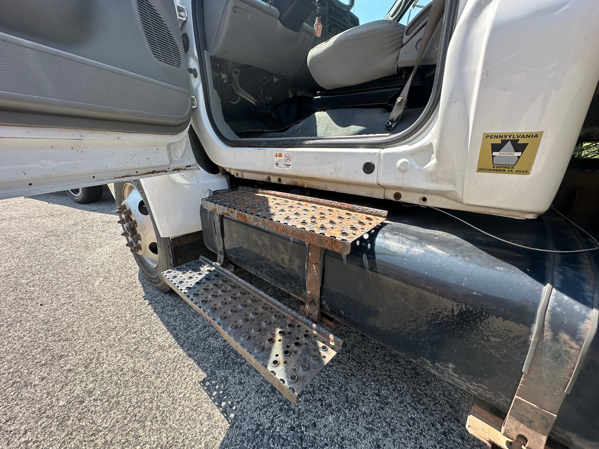 2009 FORD F750 Rollback - Image 47