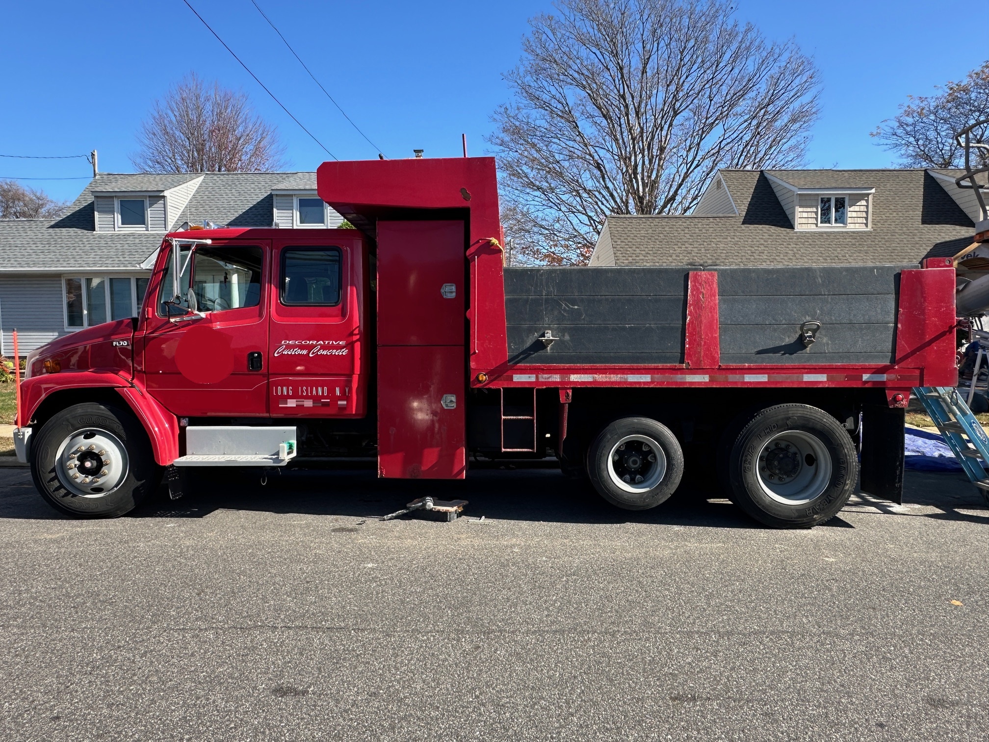 2000 FREIGHTLINER FL70 - Image 4