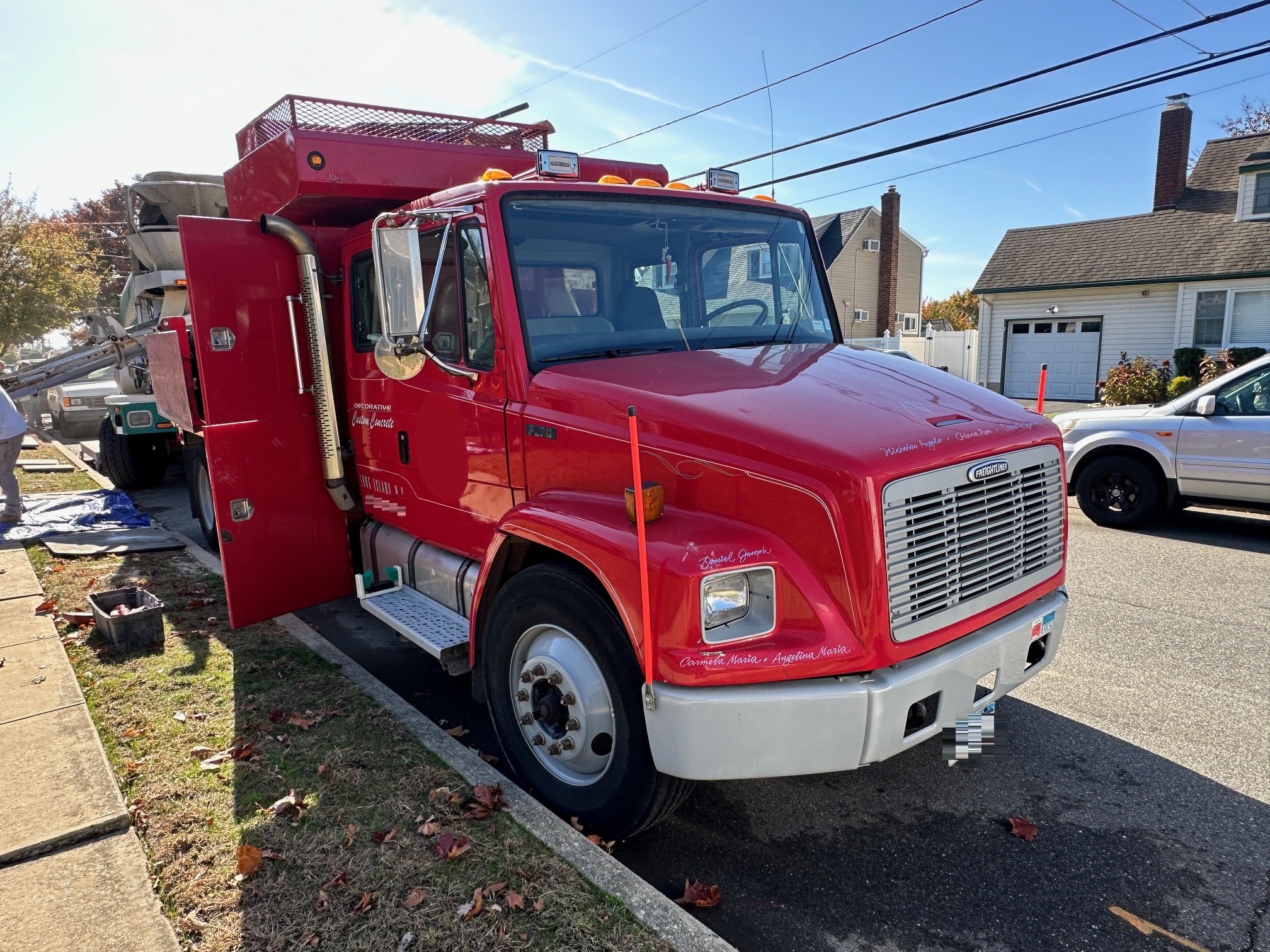 2000 FREIGHTLINER FL70 - Image 6