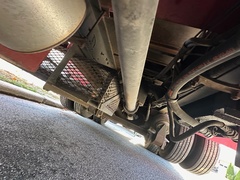 2000 FREIGHTLINER FL70 - Image 17