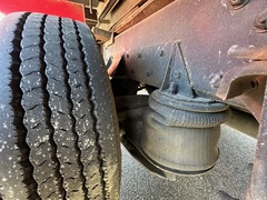 2000 FREIGHTLINER FL70 - Image 20