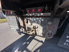 2000 FREIGHTLINER FL70 - Image 24