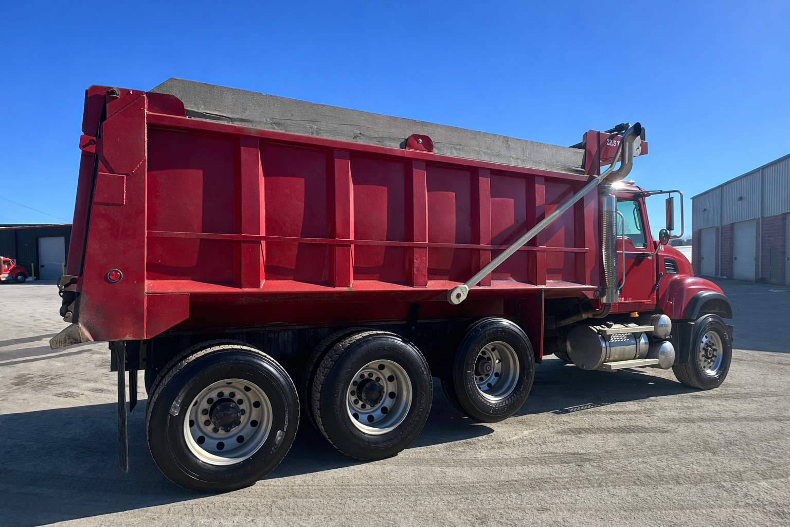 2003 MACK Granite CV713 - Image 8