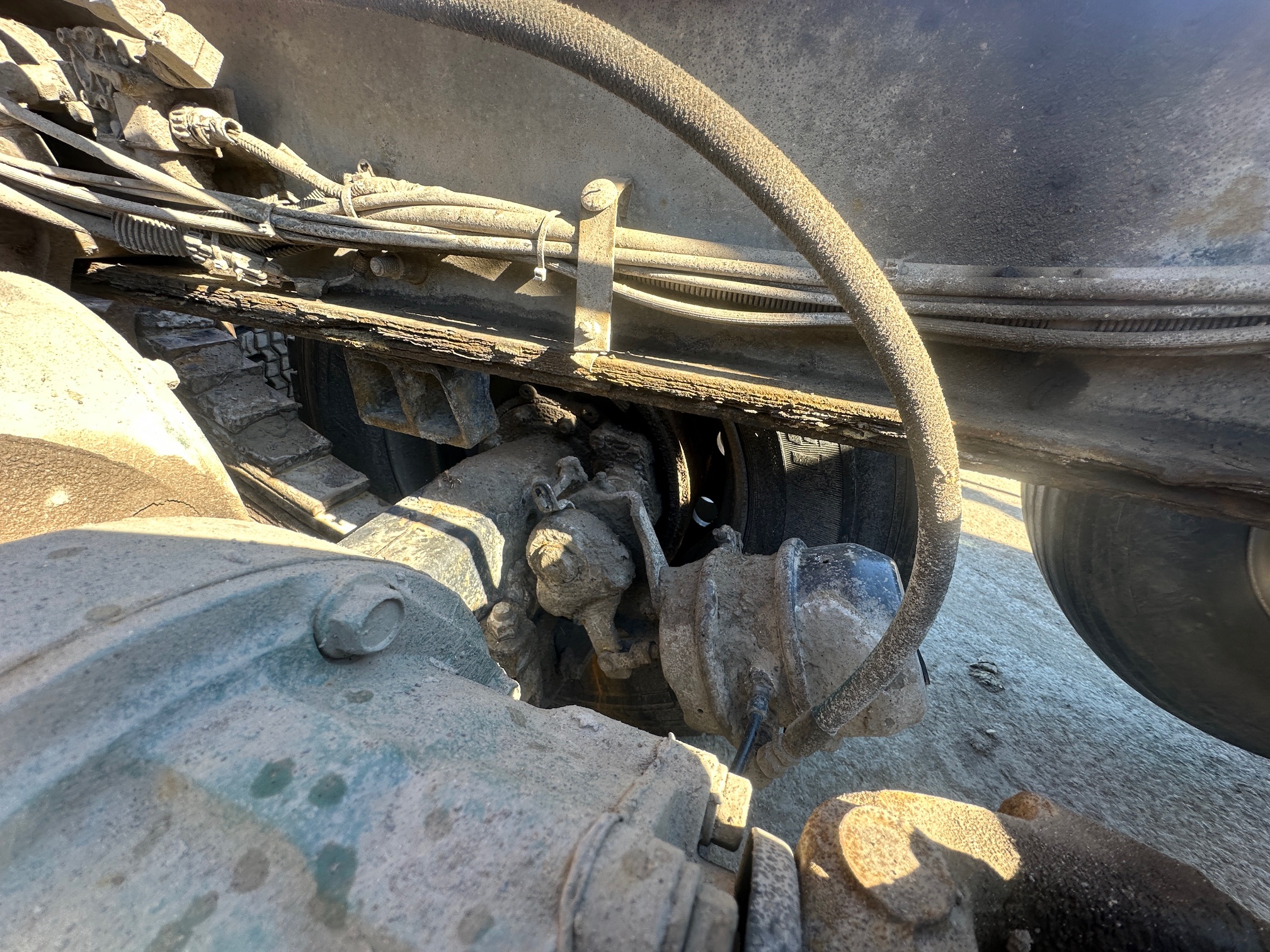 2003 MACK Granite CV713 - Image 26