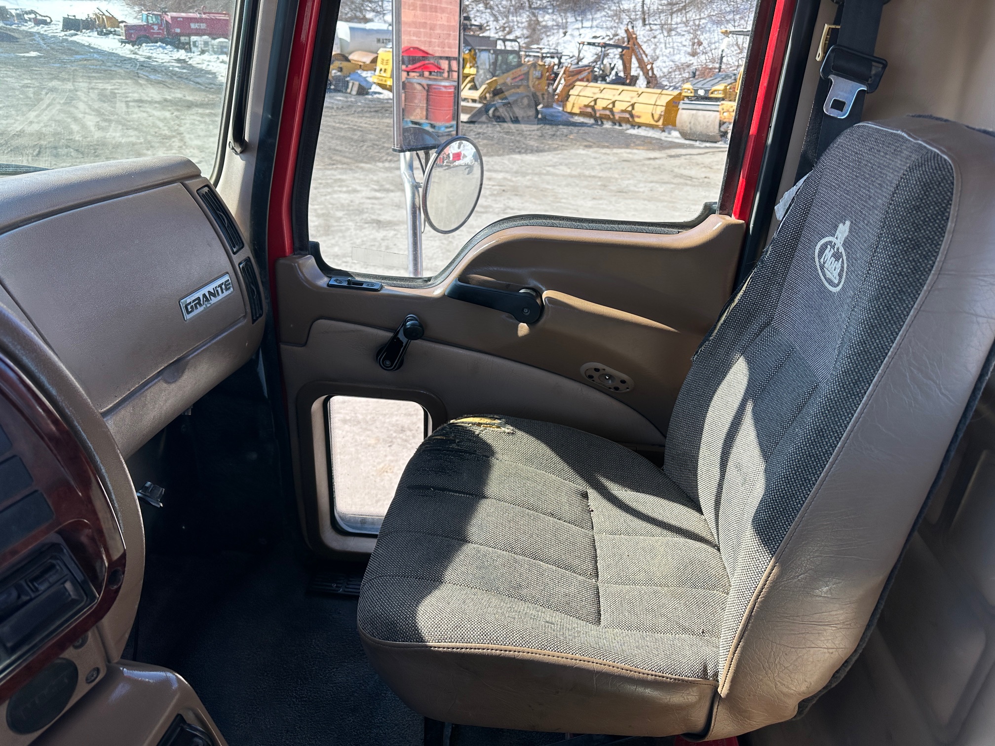 2003 MACK Granite CV713 - Image 35