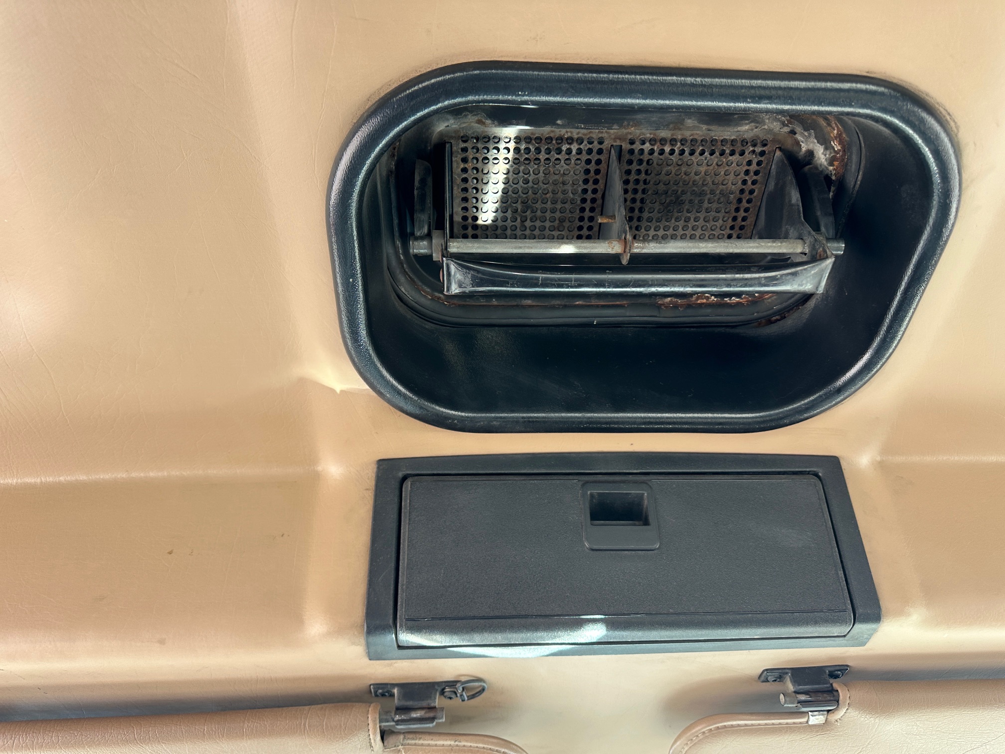 2003 MACK Granite CV713 - Image 37