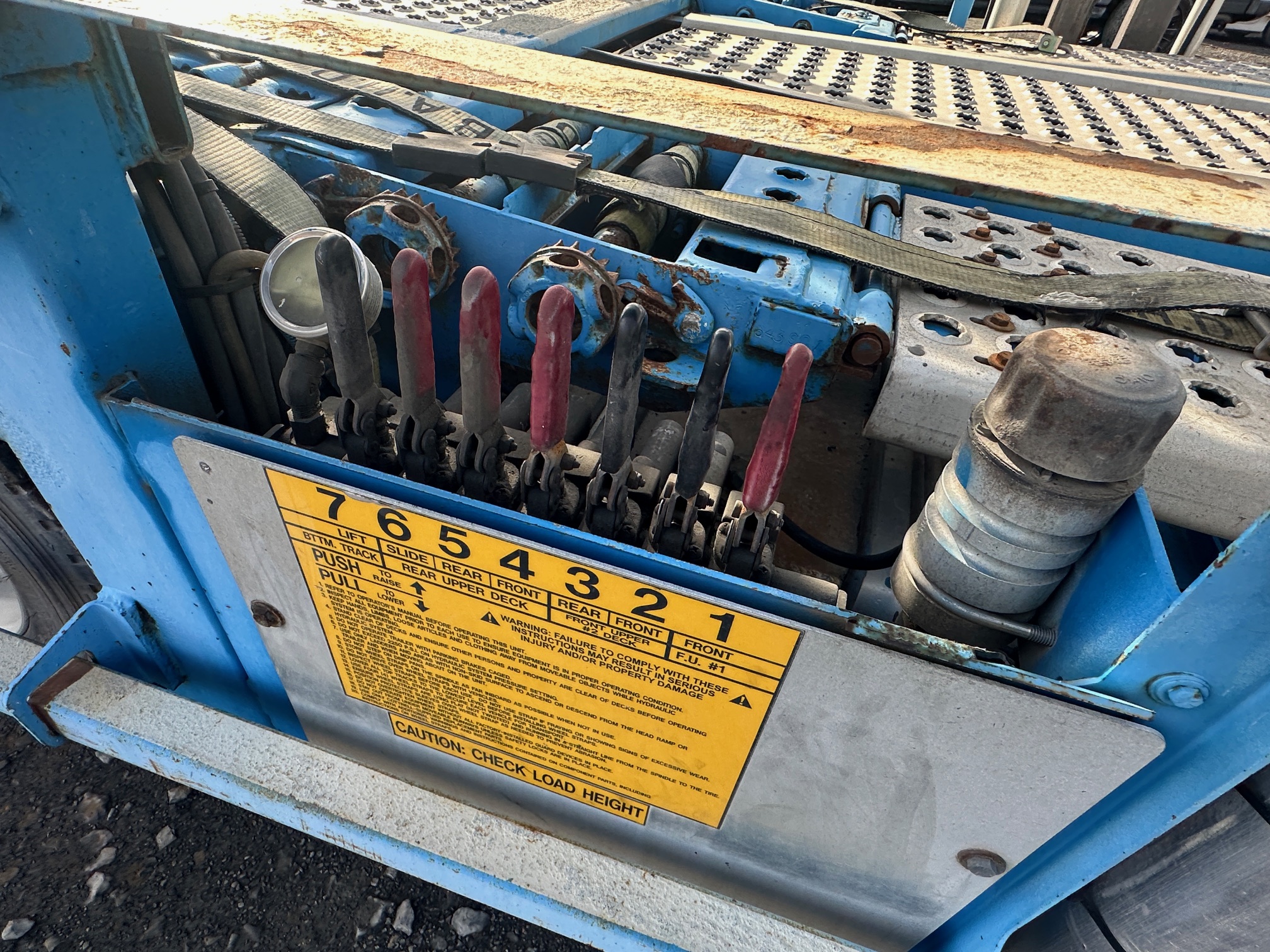 2015 VOLVO VAH - Image 14