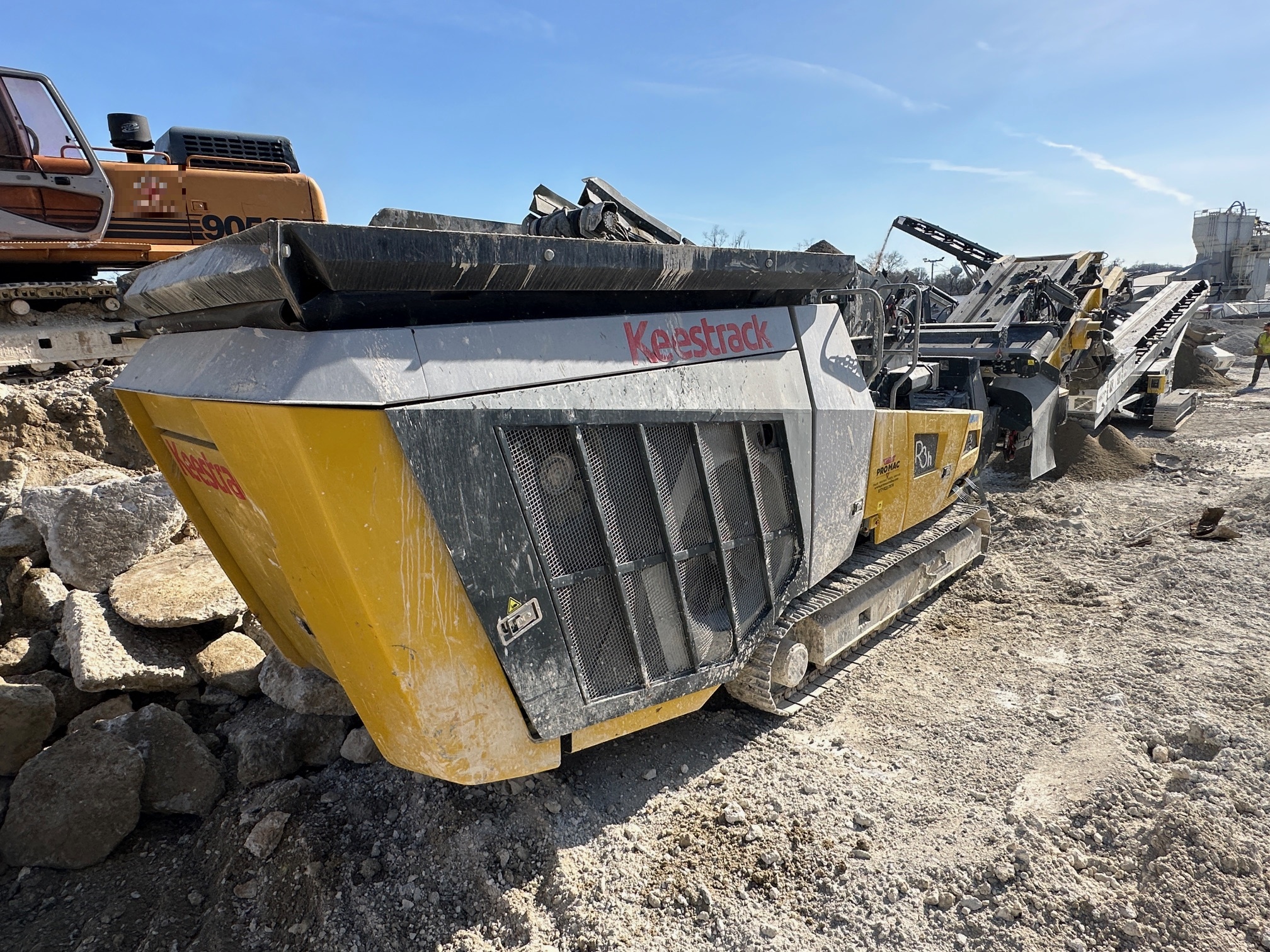 2022 KEESTRACK R3H - Image 3