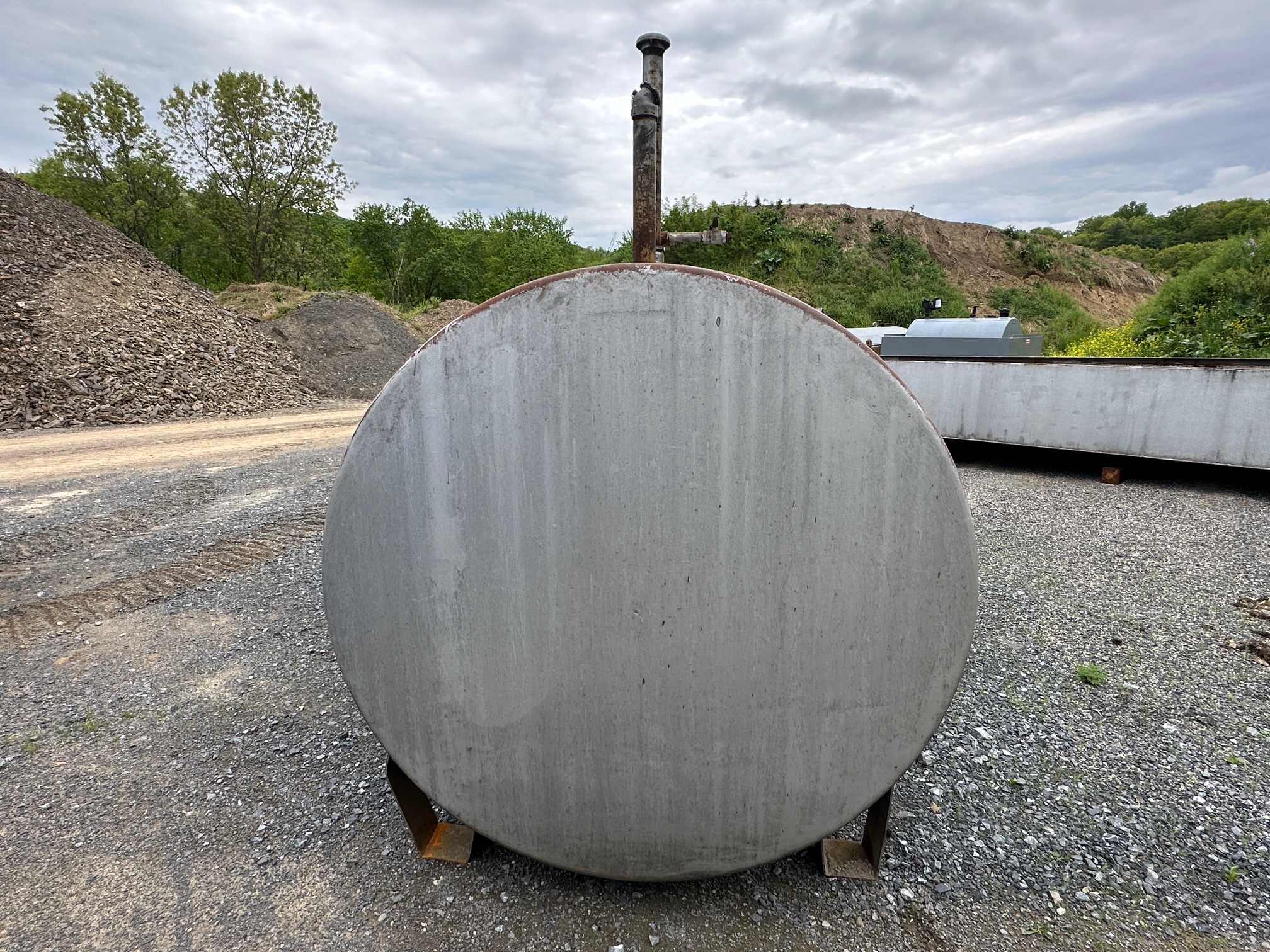 1999 CUSTOM BUILT 4,000ga Diesel TANK - Image 5