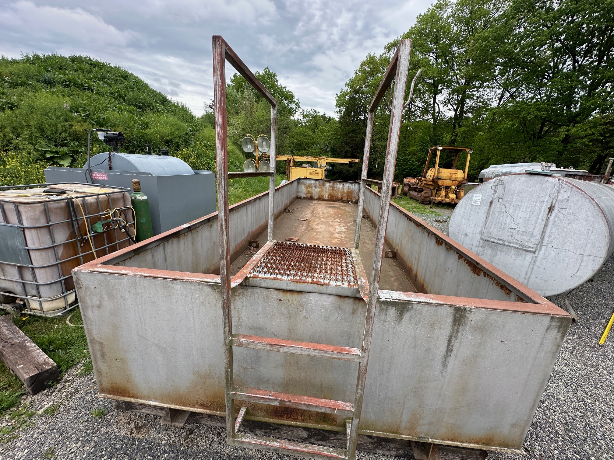 1999 CUSTOM BUILT 4,000ga Diesel TANK - Image 18