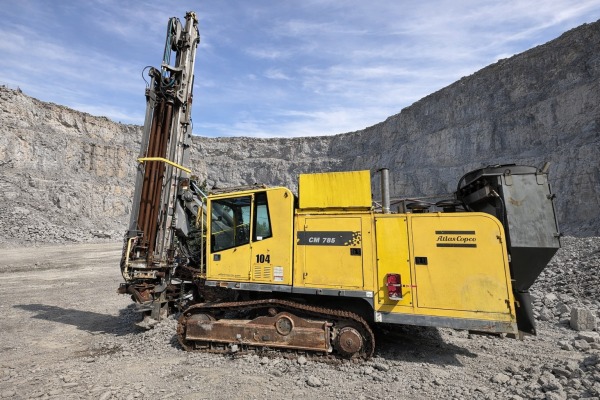 2009 ATLAS COPCO CM 785